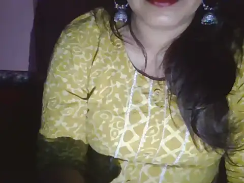 Hot-shanvi online show from 05-17-26, 11:23