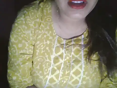 Hot-shanvi online show from 06-05-26, 11:54
