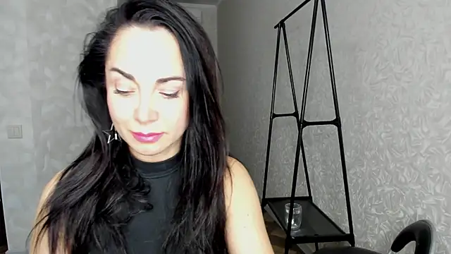 Monica Weiss online show from 03-04-25, 08:49