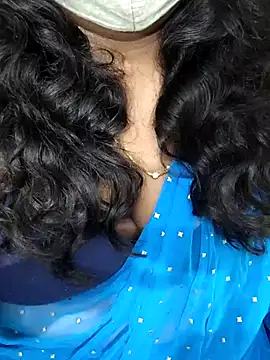 Snapshot of Rathi22 chatting on 04-26-26, 10:46 Rathi22 online show from 04-26-26, 10:46