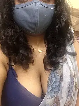 Snapshot of Rathi22 chatting on 06-16-26, 02:25 Rathi22 online show from 06-16-26, 02:25
