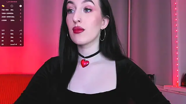 Snapshot of Miss_Alice__ chatting on 01-25-25, 12:38 Miss Alice   online show from 01-25-25, 12:38