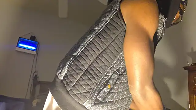 dominatingblacklove online show from 11-20-25, 07:52