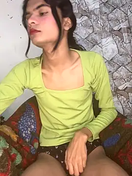 Enna Zarza  online show from 11-30-25, 06:17