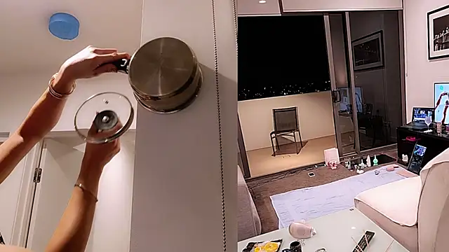 sunshine sissy online show from 12-30-24, 09:27