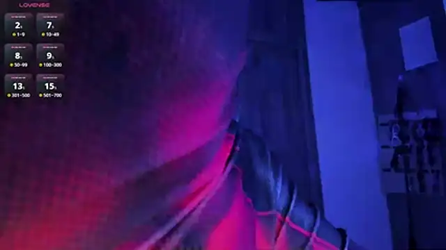 Henophiid online show from 10-23-25, 01:27