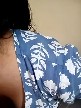 Snapshot of Piya_Ji chatting on 11-11-25, 11:10 Piya Ji online show from 11-11-25, 11:10