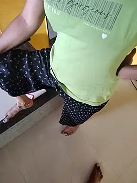 lovelygirl4567 online show from 03-14-25, 04:32