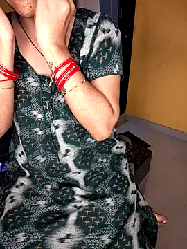 lovelygirl4567 online show from 09-25-25, 04:32