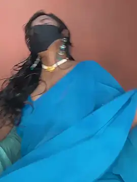 Snapshot of Lovely-Shivani chatting on 03-08-25, 04:28 Lovely-Shivani online show from 03-08-25, 04:28