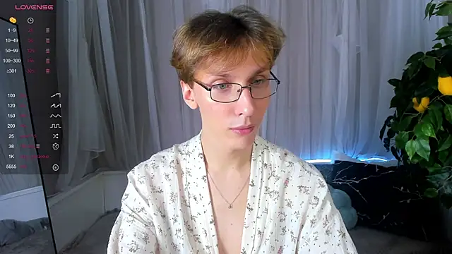 Adrian Di online show from 01-25-25, 04:24