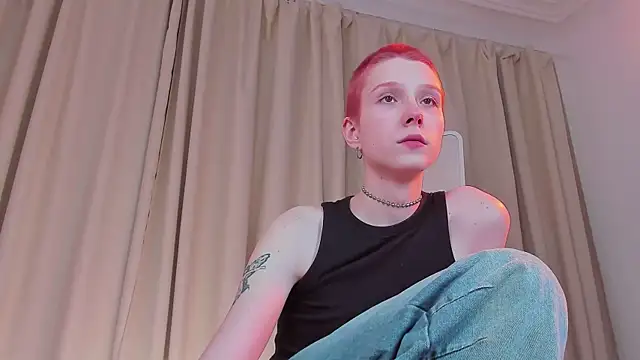 Snapshot of Iris_Pastels chatting on 02-24-25, 01:42 Iris Pastels online show from 02-24-25, 01:42