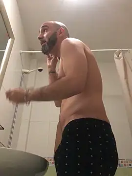 Snapshot of josueswvillaA1 chatting on 11-29-25, 07:06 josueswvillaA1 online show from 11-29-25, 07:06