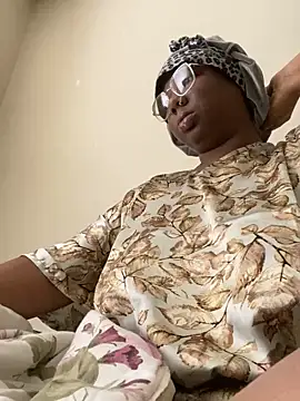 DamnBubbles online show from 03-19-25, 06:23