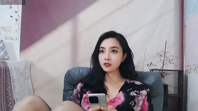 xiaotiantian-76 online show from 01-12-25, 12:01