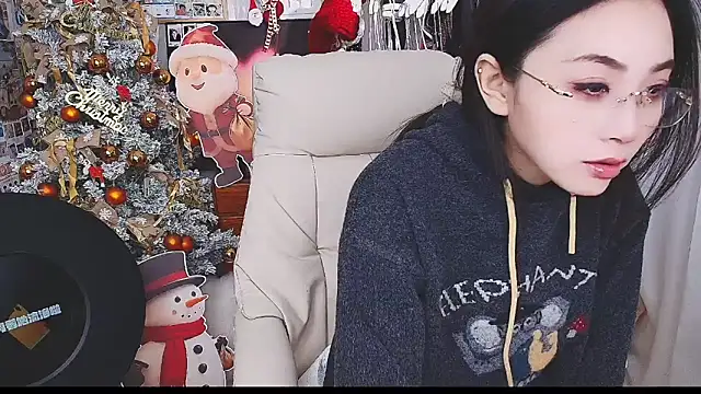 xiaotiantian-76 online show from 12-19-25, 02:18