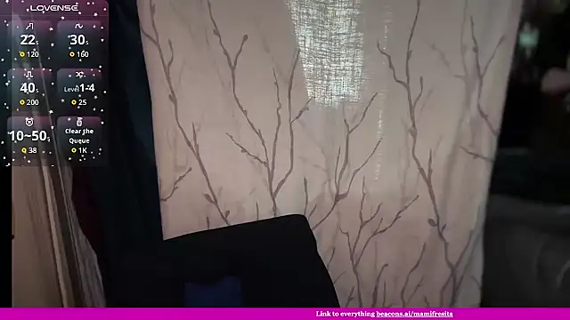 Snapshot of mamifresita chatting on 04-21-26, 11:51 mamifresita online show from 04-21-26, 11:51
