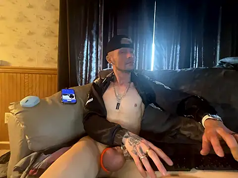 Trystan Spellman online show from 04-18-26, 07:07