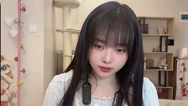 Chenjing0 online show from 12-18-25, 04:18