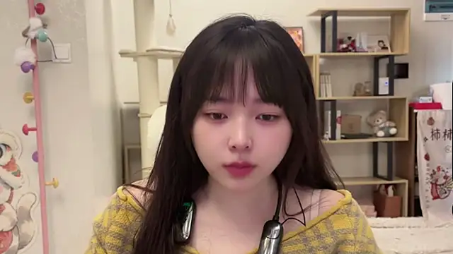 Chenjing0 online show from 02-27-26, 04:23