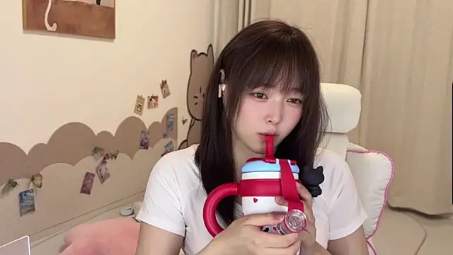 Chenjing0 online show from 04-02-26, 01:09