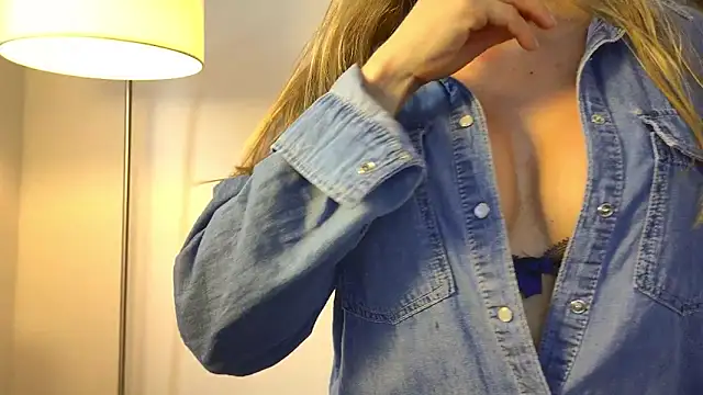 karina warthon online show from 01-26-25, 09:51