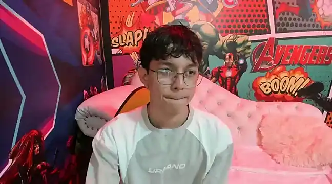 Snapshot of jisuscat chatting on 01-15-25, 07:12 jisuscat online show from 01-15-25, 07:12