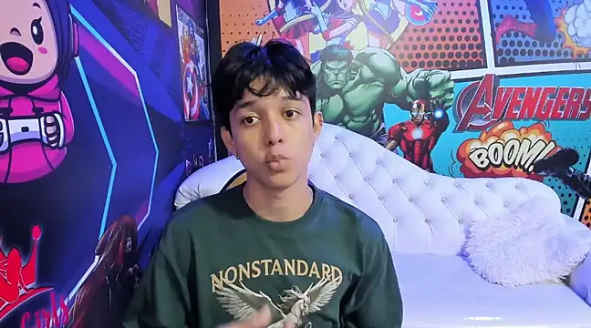 Snapshot of jisuscat chatting on 02-07-25, 03:52 jisuscat online show from 02-07-25, 03:52