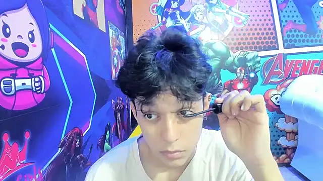 Snapshot of jisuscat chatting on 03-16-25, 02:21 jisuscat online show from 03-16-25, 02:21