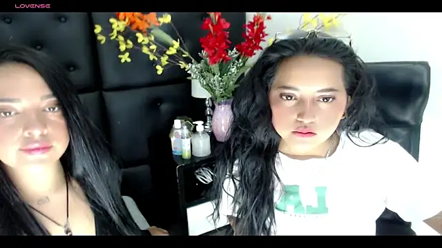 Carolaine01 online show from 01-25-25, 08:31