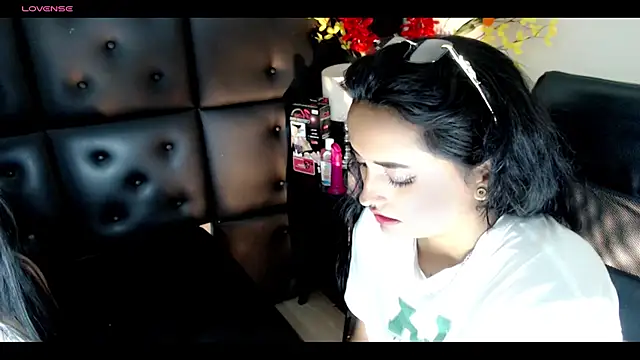 Carolaine01 online show from 01-30-25, 09:04