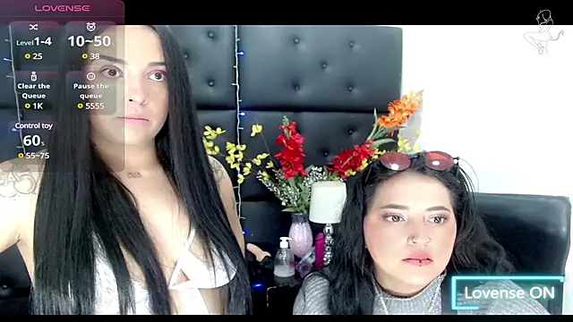 Carolaine01 online show from 03-18-25, 10:04