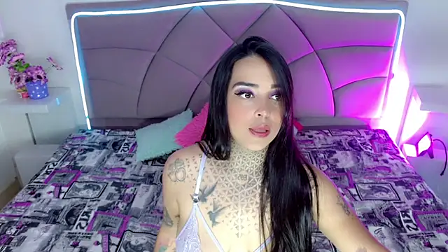 Carolaine01 online show from 01-07-26, 03:47