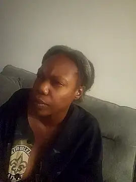 Looking4Jerries online show from 12-22-25, 04:31