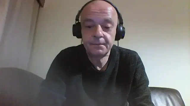 Snapshot of horndude187187 chatting on 01-03-25, 01:05 horndude187187 online show from 01-03-25, 01:05