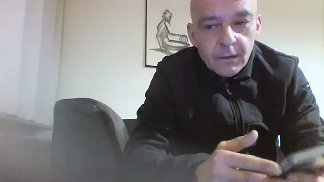 Snapshot of horndude187187 chatting on 01-10-25, 07:54 horndude187187 online show from 01-10-25, 07:54