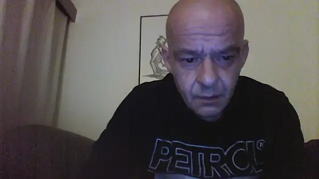 Snapshot of horndude187187 chatting on 01-15-25, 09:51 horndude187187 online show from 01-15-25, 09:51