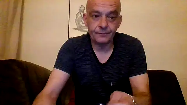 Snapshot of horndude187187 chatting on 01-22-25, 06:10 horndude187187 online show from 01-22-25, 06:10