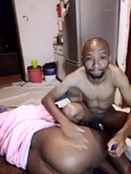 KMbesxxx online show from 11-06-25, 08:54