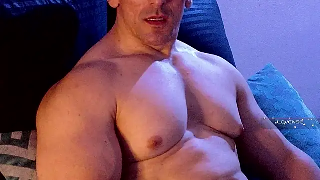 Snapshot of life_warrior chatting on 12-29-24, 05:01 life warrior online show from 12-29-24, 05:01