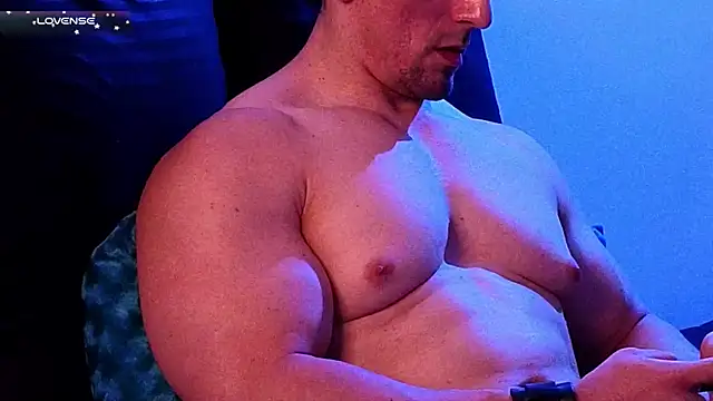 Snapshot of life_warrior chatting on 10-02-25, 01:23 life warrior online show from 10-02-25, 01:23