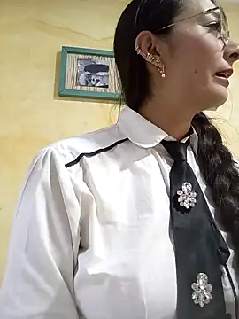 BELLA--26 online show from 01-27-25, 08:49