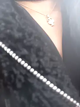 BELLA--26 online show from 01-29-25, 07:32