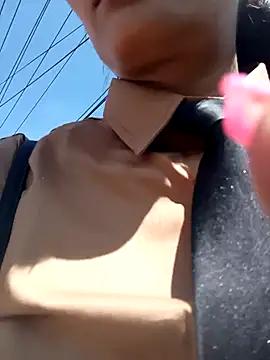 BELLA--26 online show from 02-19-25, 03:27