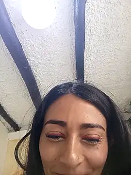 BELLA--26 online show from 03-18-25, 08:04