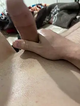 Snapshot of salahjode4325 chatting on 01-29-25, 08:25 salahjode4325 online show from 01-29-25, 08:25