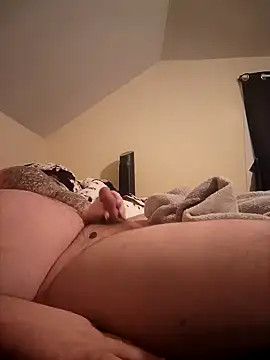 Snapshot of thickdaddy10 chatting on 01-30-25, 03:33 thickdaddy10 online show from 01-30-25, 03:33