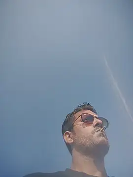 MAGNETICDADDY8 online show from 10-29-25, 04:15