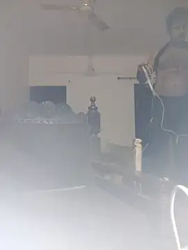 MAGNETICDADDY8 online show from 10-30-25, 04:52