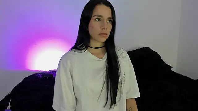 Laurensmith9 online show from 11-13-25, 08:19